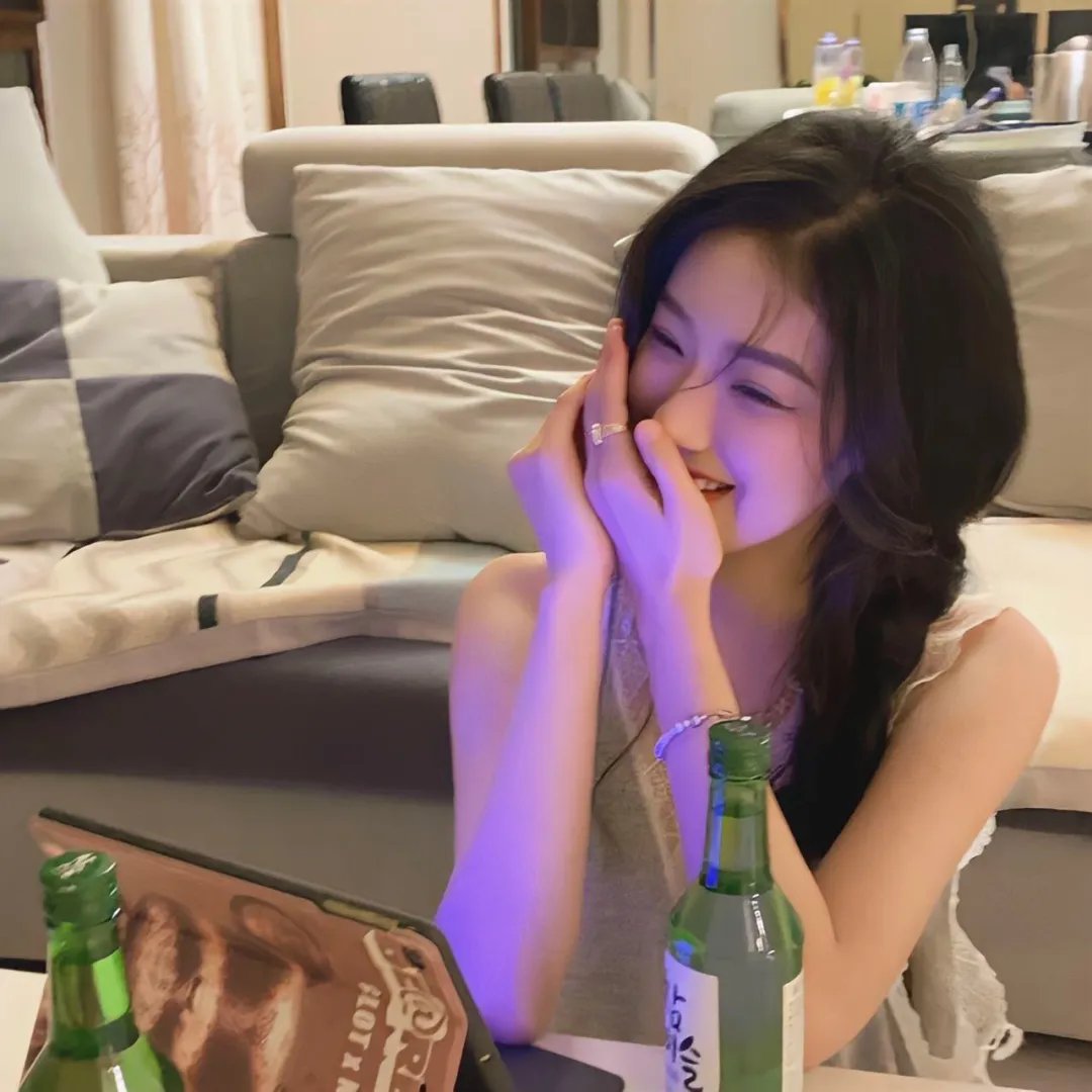 609房间的睡前故事 海报